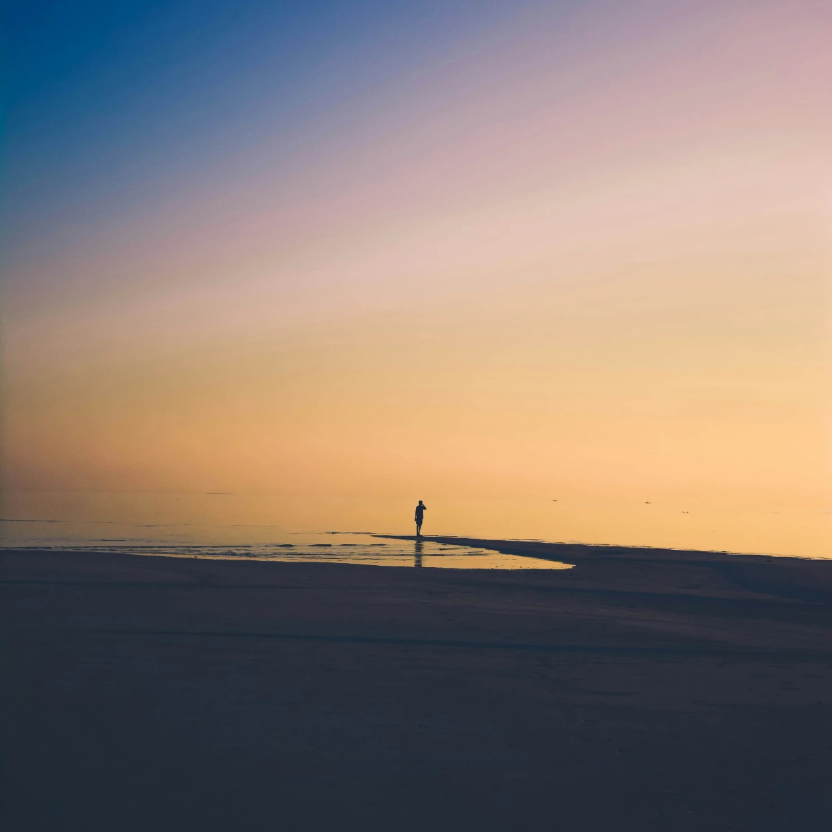 Hypnose calme paysage de calme sur une plage le soir